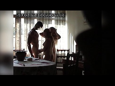❤️ Mmekọahụ enyi na-akpọ a ibu nwoke na a threesome na ya ❌ Anal porn ️❤
